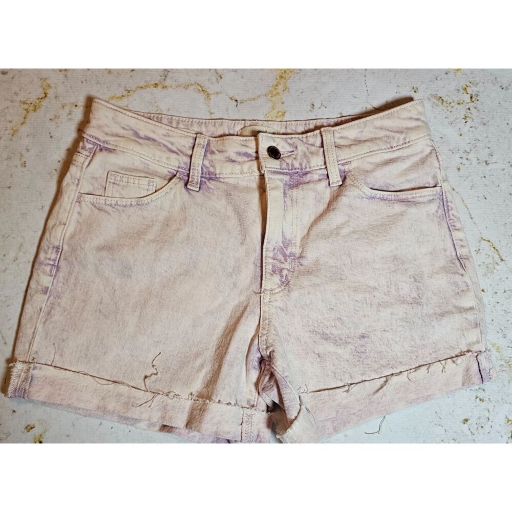 Universal Thread Vintage Midi Denim Shorts Women’s Size 2/26 Distressed Hem Purp